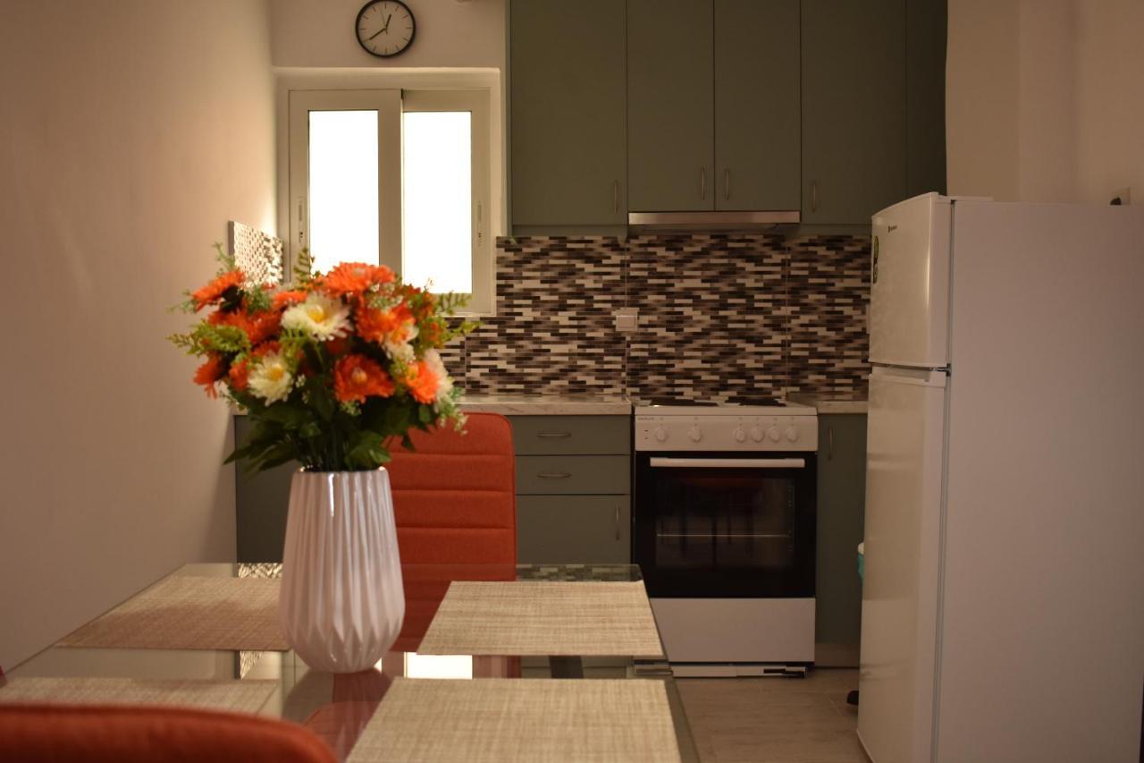 Iris Apartment ハニア エクステリア 写真